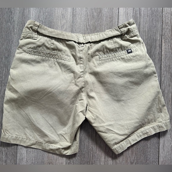 Nike Women's Army Green shorts size 6 - Picture 2 of 4